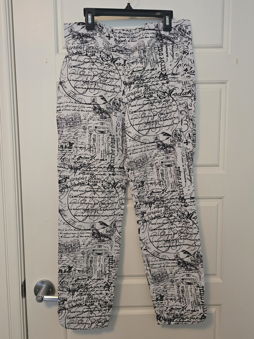 UP! Script Petal Split Pants